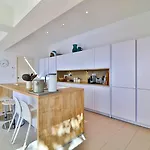 Prázdninový dům Modernes La Petite Maure Mit Pool, Meerblick, Familienfreundlich By Riviera Homelife Management Roquebrune-sur Argens