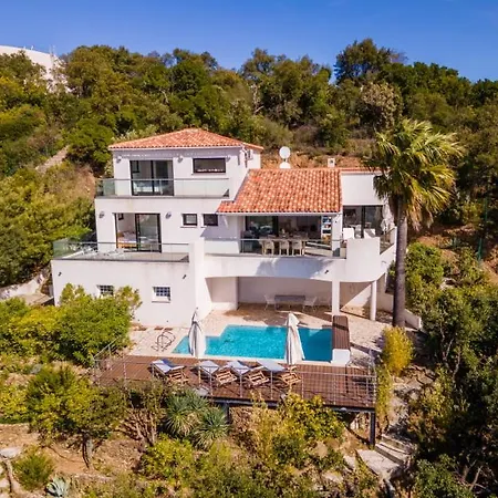 Petites Maures, Meerblick Und Eigener Pool