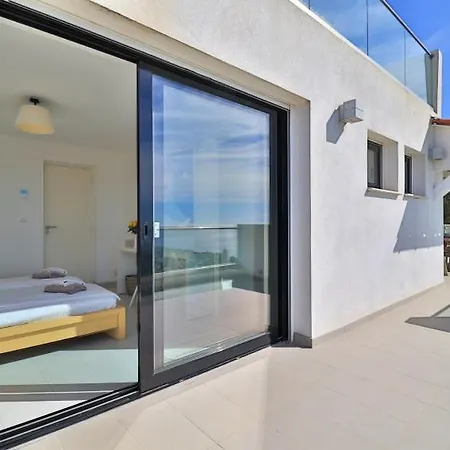 Modernes La Petite Maure Mit Pool, Meerblick, Familienfreundlich By Riviera Homelife Management Roquebrune-sur Argens